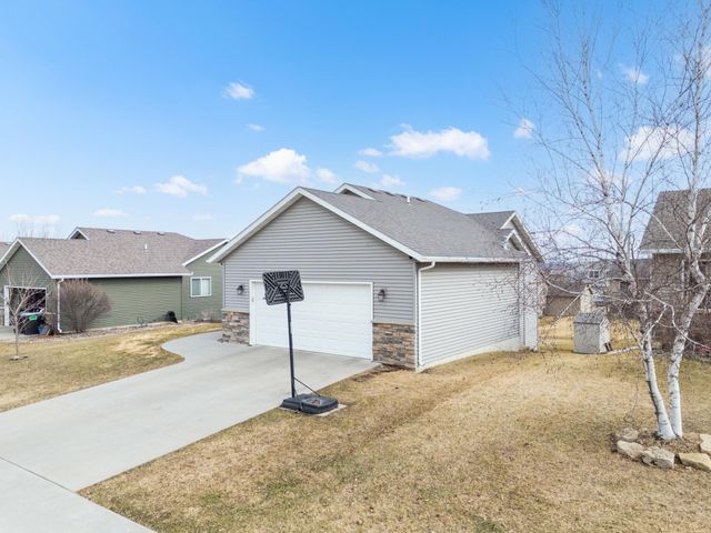 3636 46th Avenue NW, Rochester, MN 55901