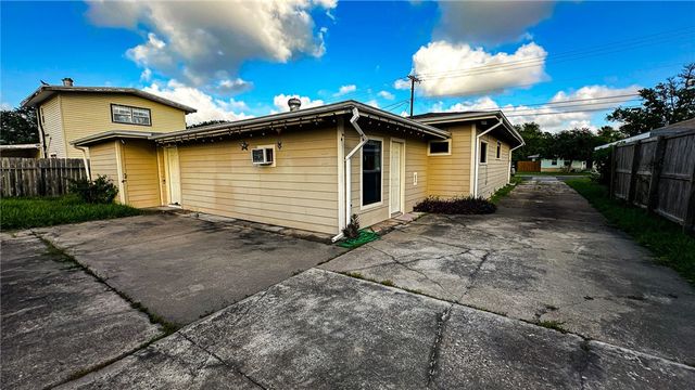 222 DODDRIDGE, Corpus Christi, TX 78411