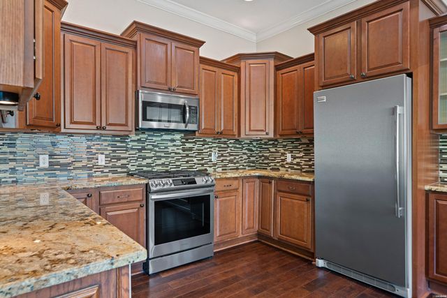 104 Four Oaks Lane, Hot Springs, AR 71901