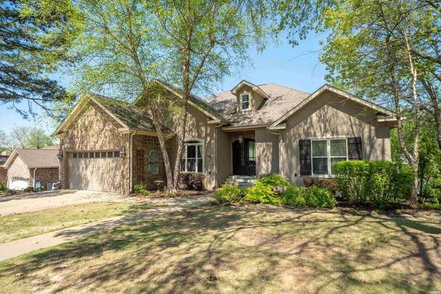 104 Four Oaks Lane, Hot Springs, AR 71901