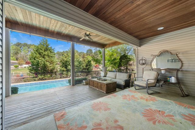 104 Four Oaks Lane, Hot Springs, AR 71901