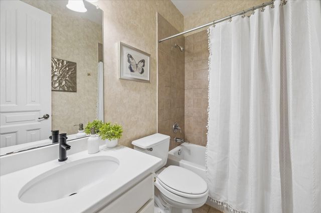 14530 Millhouse Road, Pinehurst, TX 77362