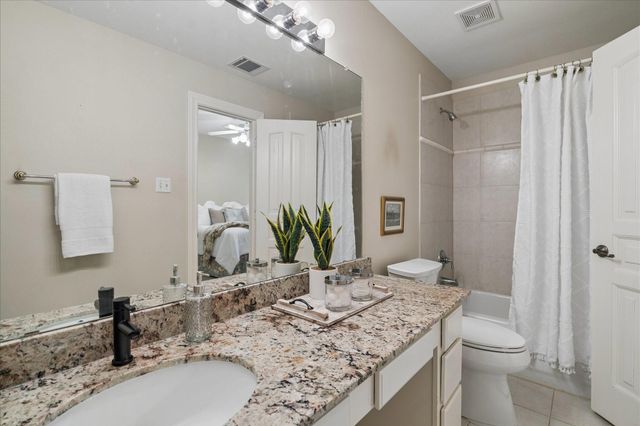 14530 Millhouse Road, Pinehurst, TX 77362