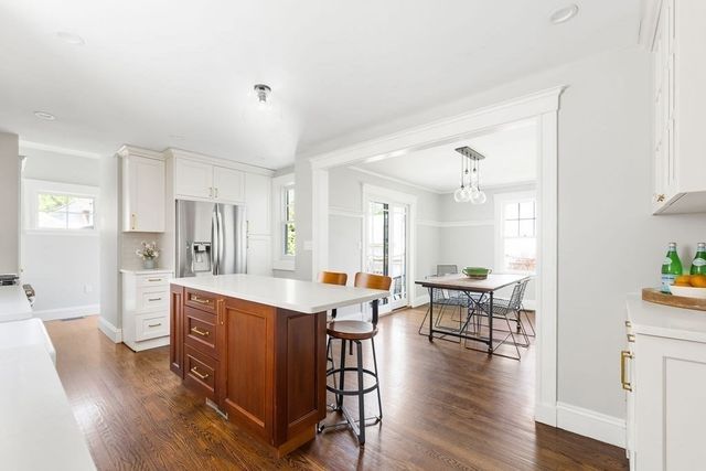 11 Mayo Ave, Needham, MA 02492