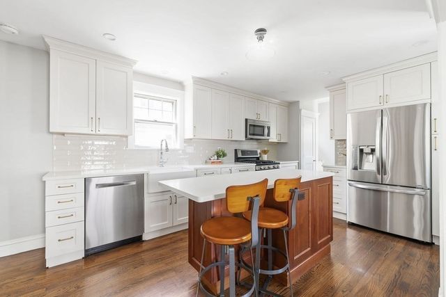 11 Mayo Ave, Needham, MA 02492