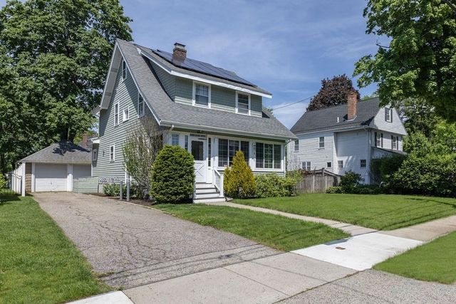 11 Mayo Ave, Needham, MA 02492