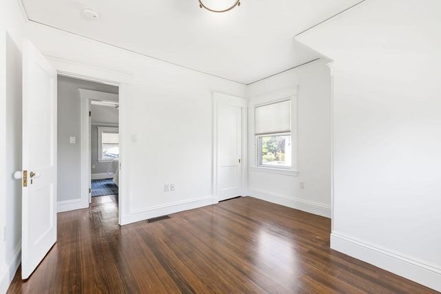 11 Mayo Ave, Needham, MA 02492