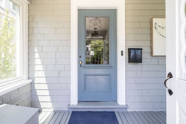 11 Mayo Ave, Needham, MA 02492