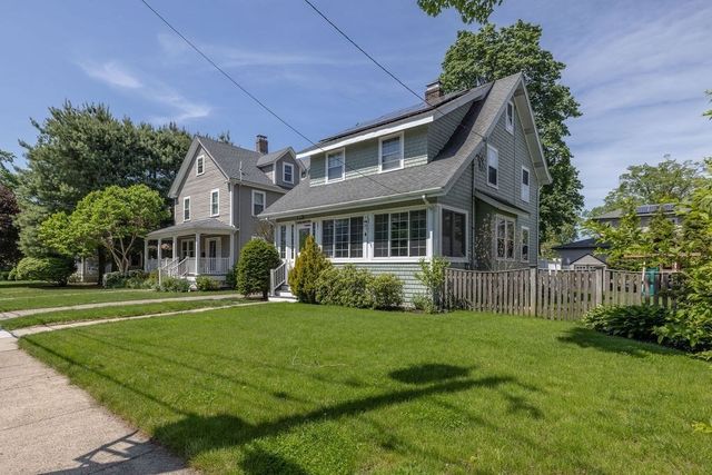 11 Mayo Ave, Needham, MA 02492