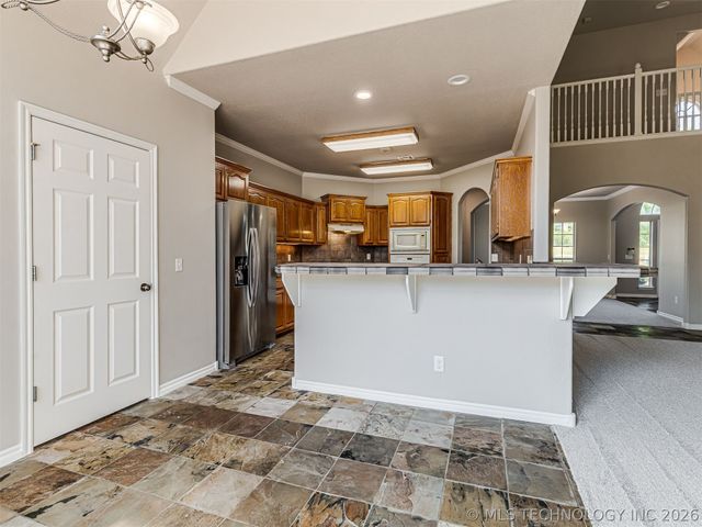 12591 Longhorn Court, Glenpool, OK 74033