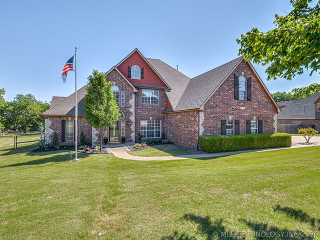 12591 Longhorn Court, Glenpool, OK 74033