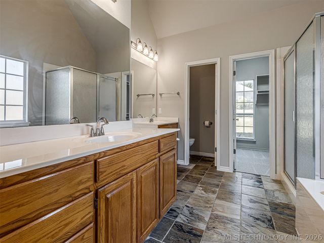 12591 Longhorn Court, Glenpool, OK 74033