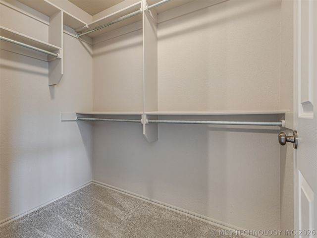 12591 Longhorn Court, Glenpool, OK 74033