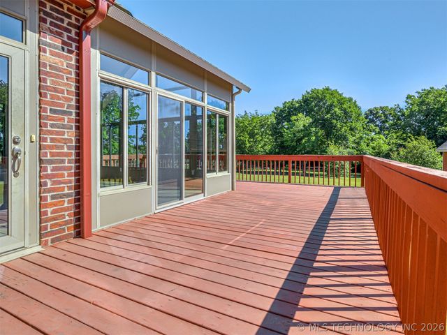 12591 Longhorn Court, Glenpool, OK 74033
