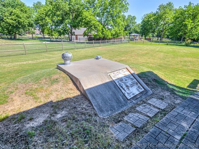 12591 Longhorn Court, Glenpool, OK 74033