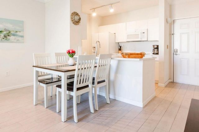 720 S Sapodilla Avenue 514, West Palm Beach, FL 33401