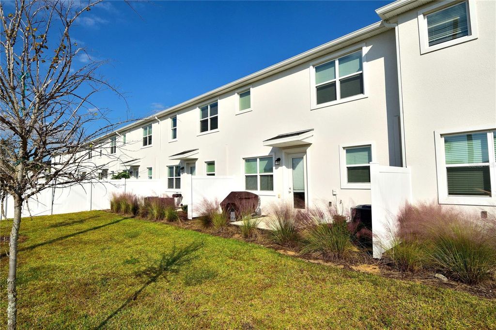 Image 21 of property listing at 286 BOGEY DRIVE, Davenport, FL 33896