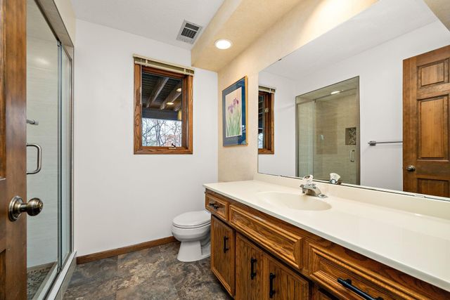 12050 48th Avenue N, Plymouth, MN 55442