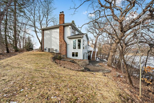 12050 48th Avenue N, Plymouth, MN 55442