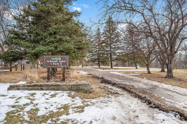 12050 48th Avenue N, Plymouth, MN 55442