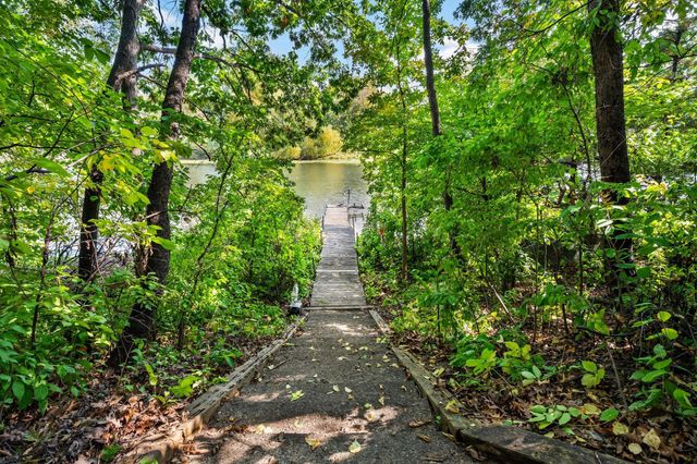 12050 48th Avenue N, Plymouth, MN 55442