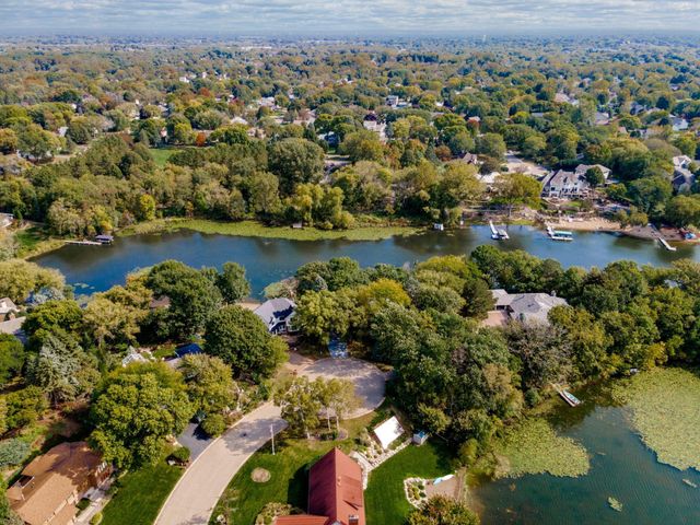 12050 48th Avenue N, Plymouth, MN 55442