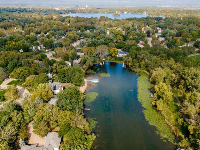 12050 48th Avenue N, Plymouth, MN 55442