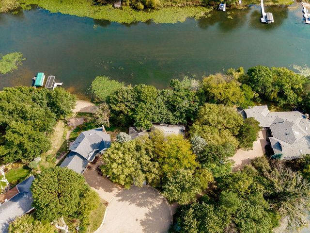 12050 48th Avenue N, Plymouth, MN 55442