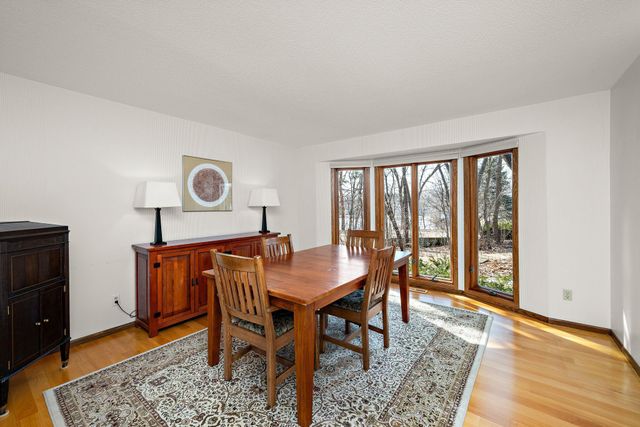 12050 48th Avenue N, Plymouth, MN 55442