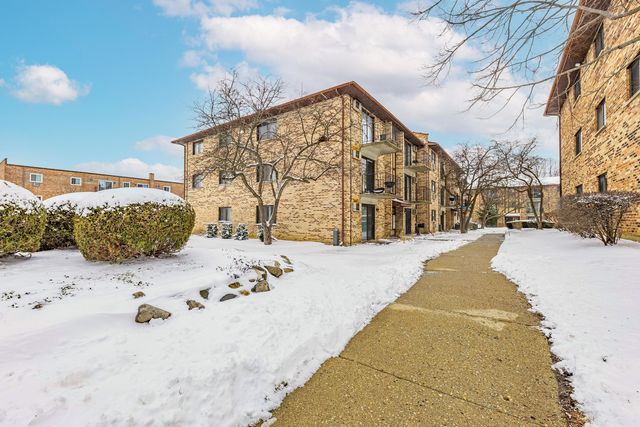 342 Klein Creek Court 5E, Carol Stream, IL 60188