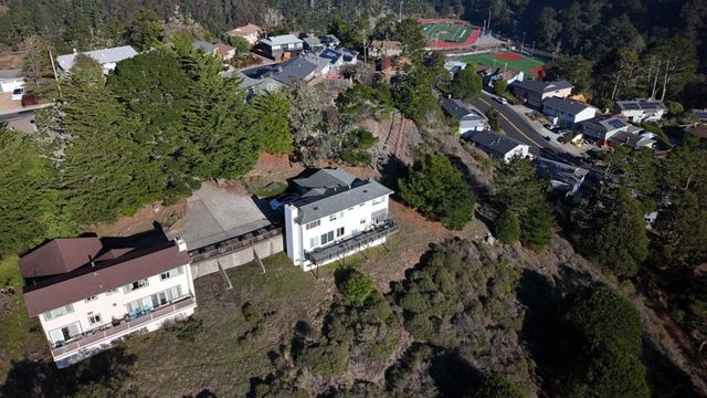 1222 Lerida Way, Pacifica, CA 94044