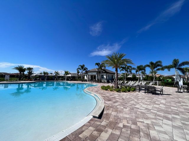 8246 Cadre Noir Road, Lake Worth, FL 33467