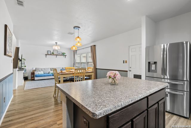 2431 Rainbow Basin, Converse, TX 78109