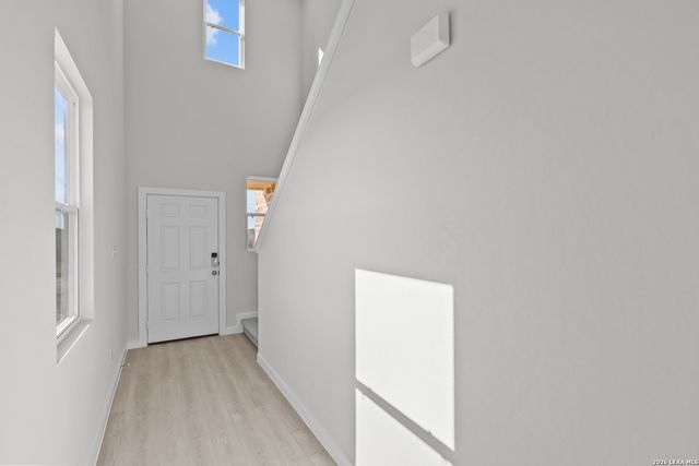 15423 Lonehollow Lake, San Antonio, TX 78253