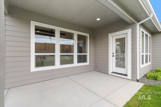 10851 W Lahinch Ln, Kuna, ID 83634