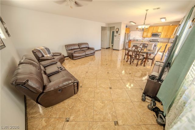 6074 Darnley Street, North Las Vegas, NV 89081