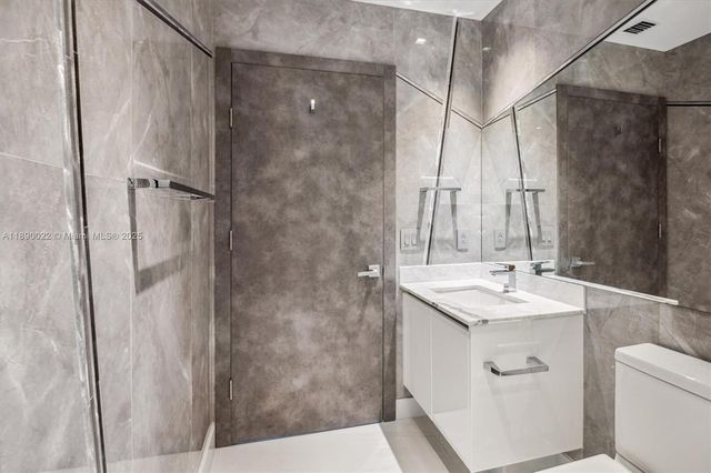 330 Sunny Isles Blvd 5-UPH04, Sunny Isles Beach, FL 33160