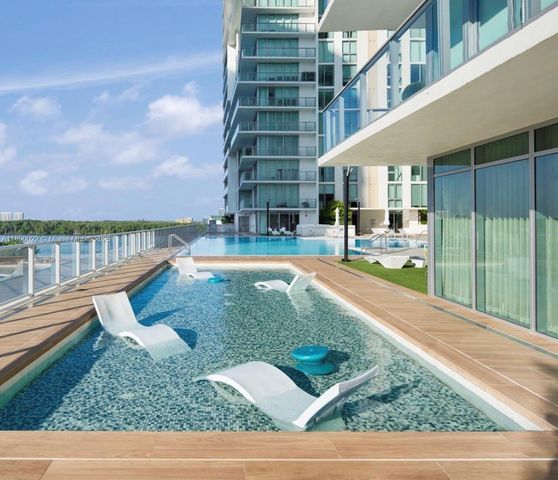 330 Sunny Isles Blvd 5-UPH04, Sunny Isles Beach, FL 33160