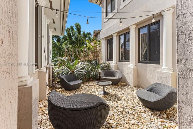 18832 SW 77th Ct, Cutler Bay, FL 33157