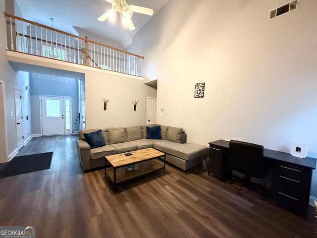 158 River Park Circle, Mcdonough, GA 30252