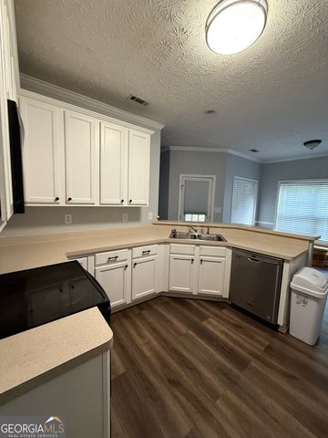 158 River Park Circle, Mcdonough, GA 30252