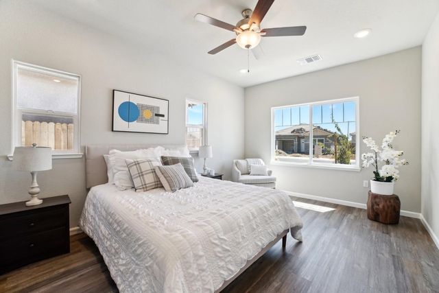 1072 Hogan Rd, Galt, CA 95632