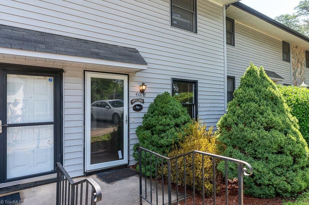 4012 S Bend Drive 115, Winston-salem, NC 27107