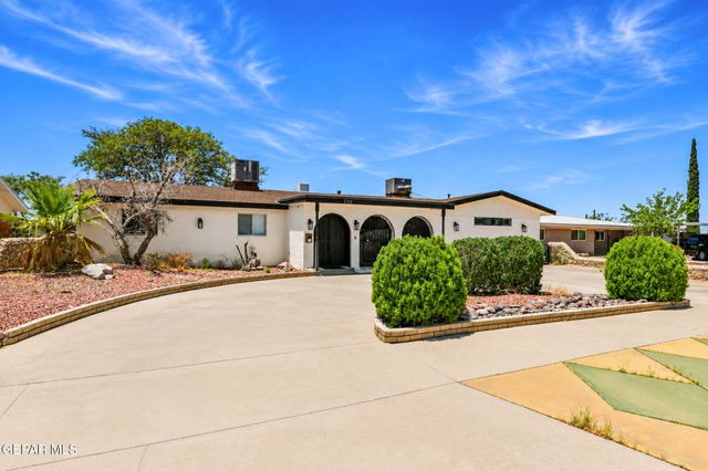 259 Crown Point Drive, El Paso, TX 79912