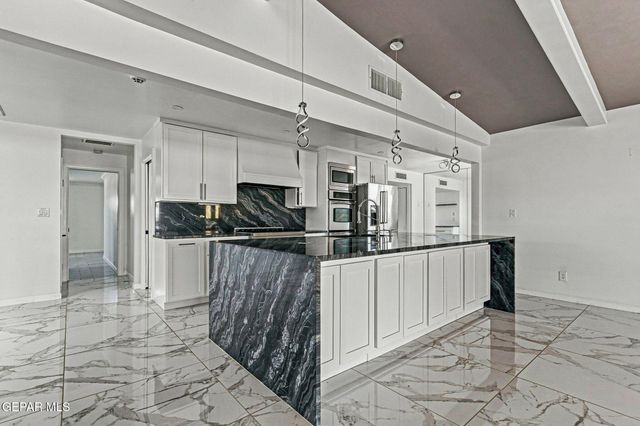 259 Crown Point Drive, El Paso, TX 79912