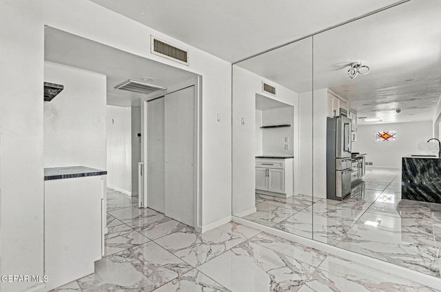 259 Crown Point Drive, El Paso, TX 79912