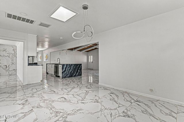 259 Crown Point Drive, El Paso, TX 79912