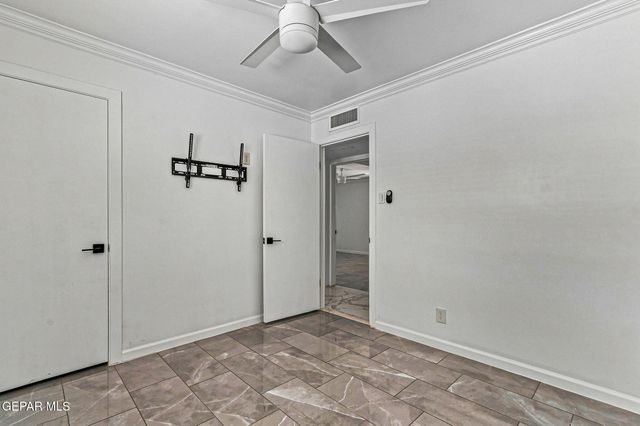 259 Crown Point Drive, El Paso, TX 79912