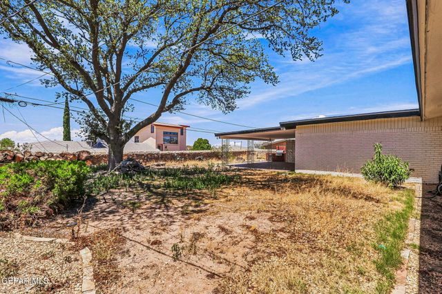 259 Crown Point Drive, El Paso, TX 79912