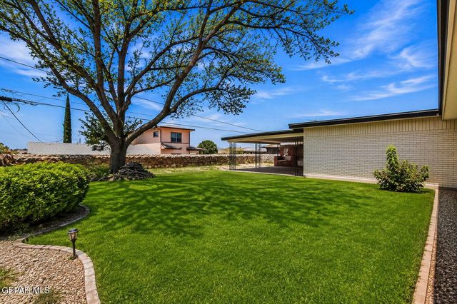 259 Crown Point Drive, El Paso, TX 79912